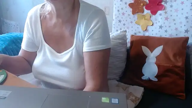 Snapshot of QueenLana chatting on 22, 9, 2025 QueenLana online show from 22, 9, 2025