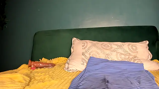 LittleDirtyslutt online show from 6, 2, 2026