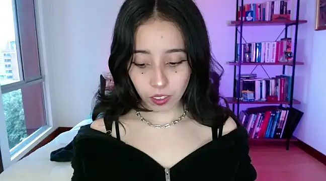 babyluna 8 8 online show from 31, 12, 2024