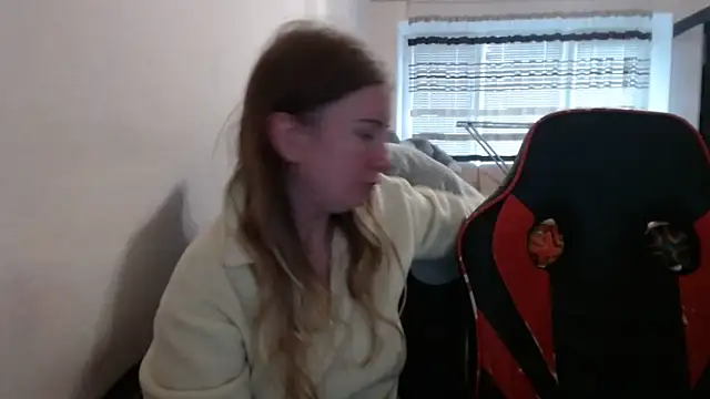 PeterAndJen online show from 8, 11, 2025