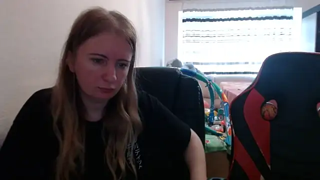 PeterAndJen online show from 26, 9, 2025