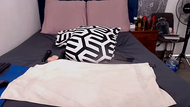 BootyCallEver online show from 12, 9, 2025