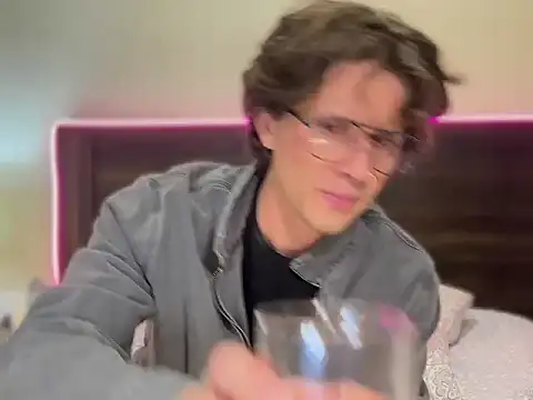 mcklister kinky feets online show from 15, 3, 2026