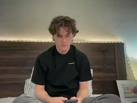 mcklister kinky feets online show from 4, 3, 2026