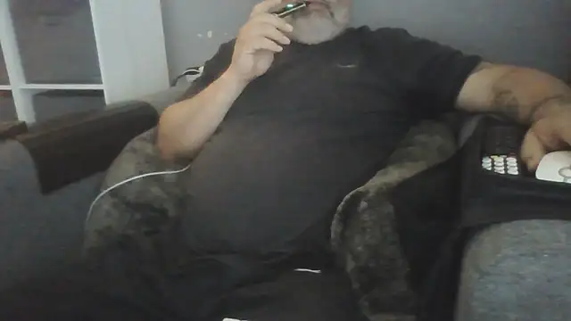 Snapshot of Naturistmale45 chatting on 4, 6, 2026 Naturistmale45 online show from 4, 6, 2026