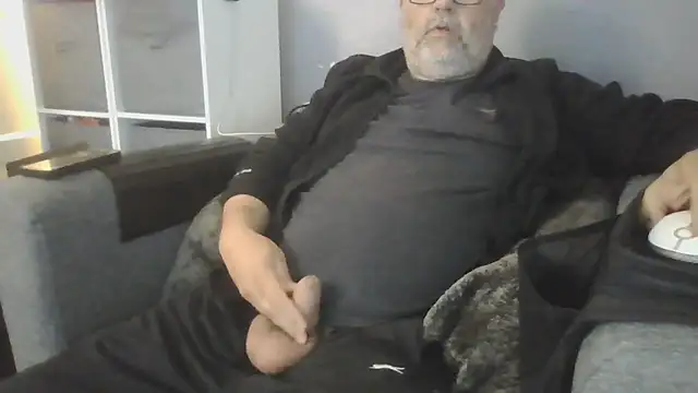 Snapshot of Naturistmale45 chatting on 3, 6, 2026 Naturistmale45 online show from 3, 6, 2026