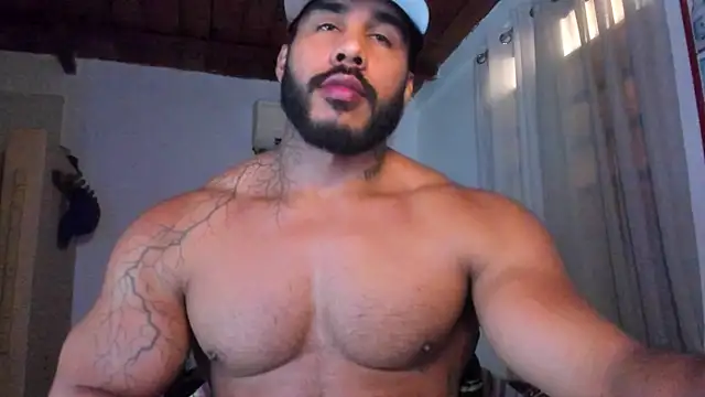 Snapshot of Artemis_Kazttman chatting on 8, 11, 2025 Artemis Kazttman online show from 8, 11, 2025