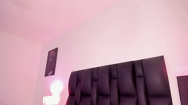 Snooky Clinton online show from 20, 2, 2025