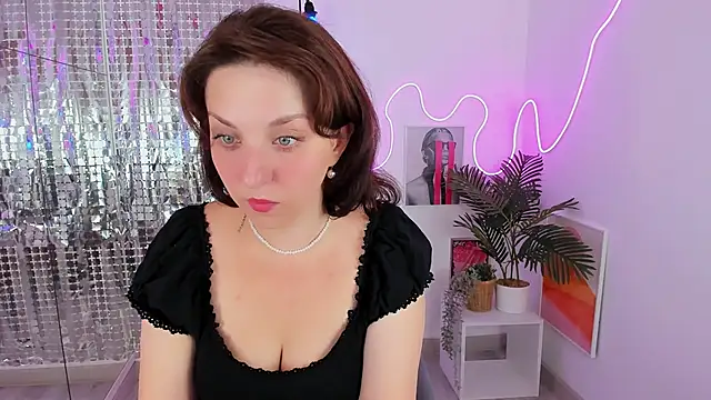 MargaretFatal online show from 17, 6, 2026