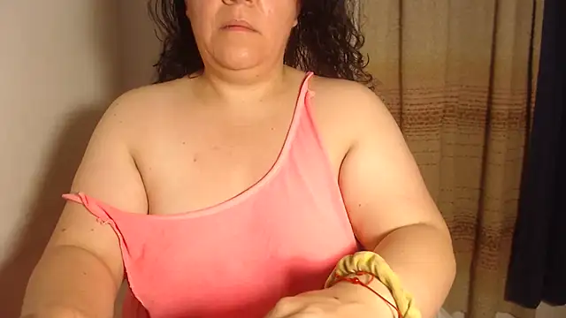 Snapshot of agathamiller01 chatting on 1, 2, 2026 agathamiller01 online show from 1, 2, 2026