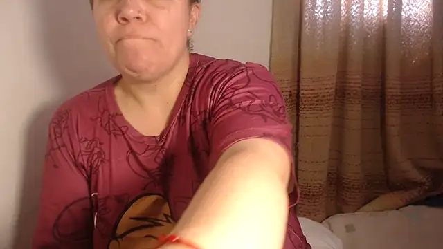 Snapshot of agathamiller01 chatting on 20, 2, 2026 agathamiller01 online show from 20, 2, 2026