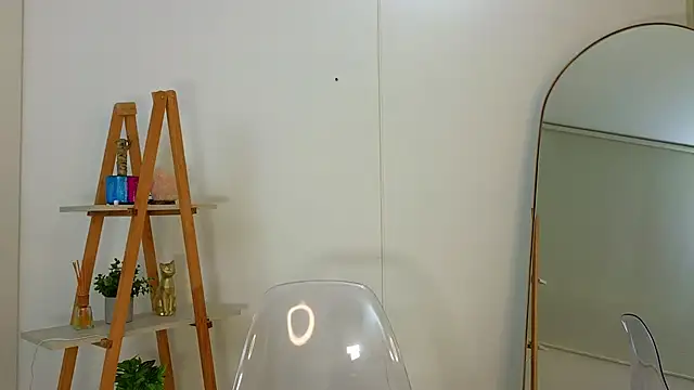 bella  adams online show from 19, 3, 2026