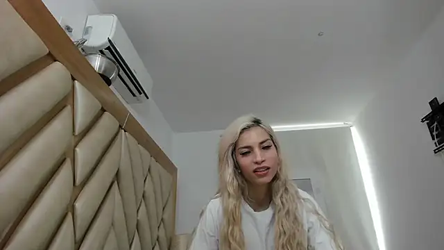 briana wonder69xxx online show from 27, 4, 2026