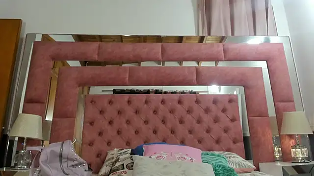 briana wonder69xxx online show from 20, 9, 2025