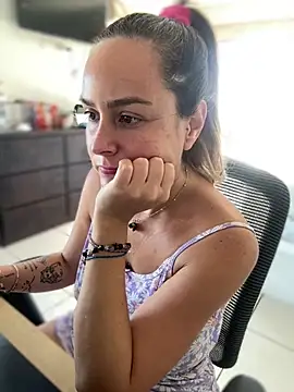 misslulipop online show from 13, 3, 2026