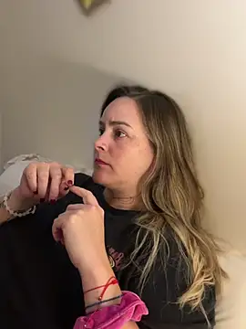 misslulipop online show from 21, 3, 2025