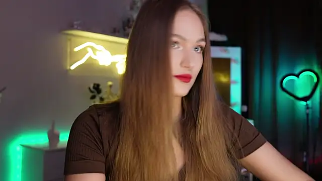 Snapshot of MrsTenderBeast chatting on 23, 11, 2025 MrsTenderBeast online show from 23, 11, 2025