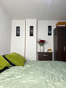 Angela isabella online show from 5, 3, 2026