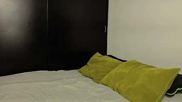 Angela isabella online show from 28, 10, 2025