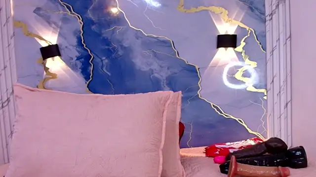 lorrayne  online show from 8, 10, 2025