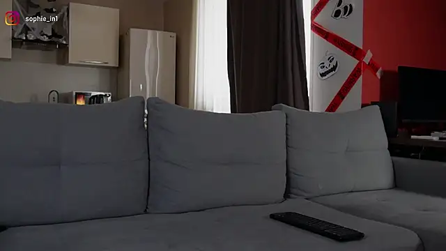  in yan online show from 4, 11, 2025