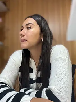 Ambar pe  online show from 14, 9, 2025