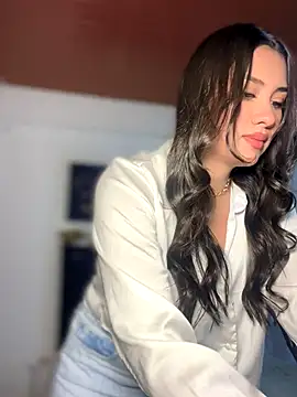 Ambar pe  online show from 16, 9, 2025