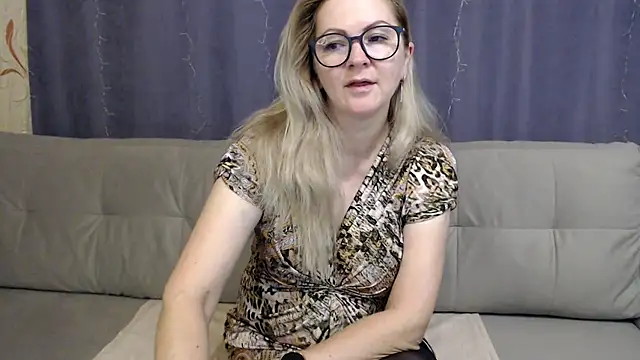 Emilyzest777 online show from 12, 1, 2026