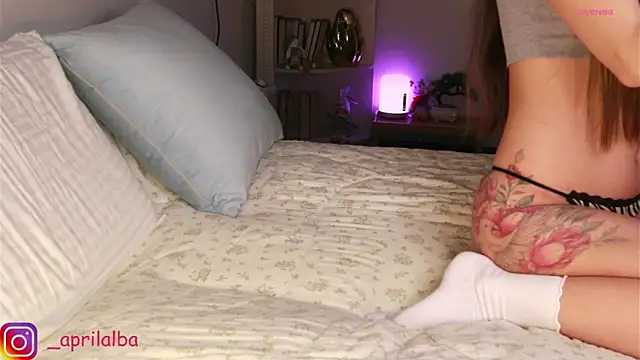 AprilinAlba online show from 9, 10, 2025