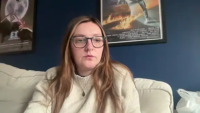 short sweetpea online show from 31, 3, 2026