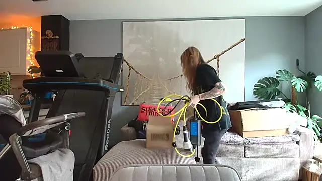 short sweetpea online show from 17, 10, 2025