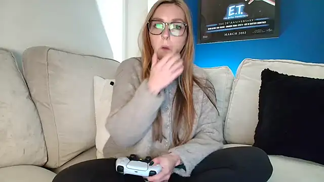 short sweetpea online show from 23, 9, 2025