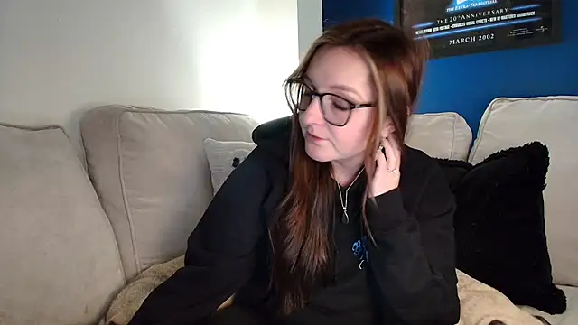 short sweetpea online show from 27, 11, 2025