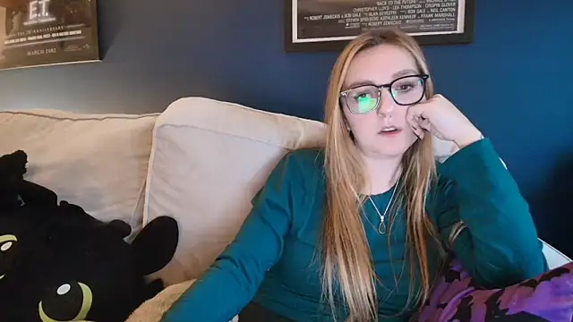 short sweetpea online show from 21, 10, 2025