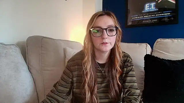 short sweetpea online show from 28, 10, 2025