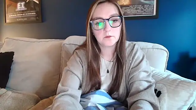 short sweetpea online show from 18, 11, 2025