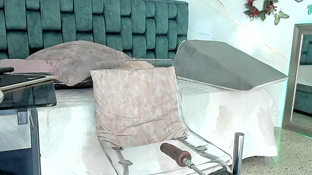 IsiisLovei online show from 14, 1, 2026