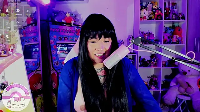 meda kawaii  online show from 18, 1, 2025