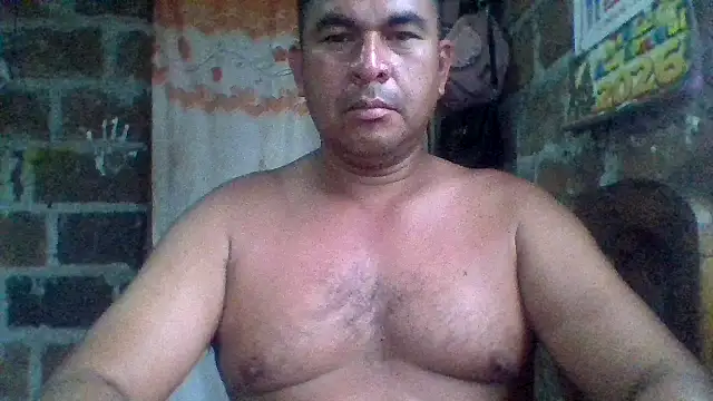 Snapshot of axomen chatting on 10, 1, 2026 axomen online show from 10, 1, 2026