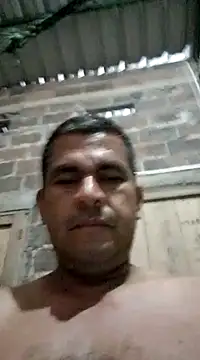 Snapshot of axomen chatting on 18, 12, 2024 axomen online show from 18, 12, 2024