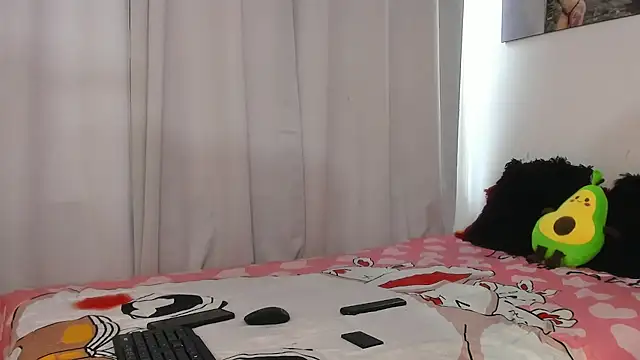 Snapshot of Sarah_Jhonson chatting on 11, 10, 2025 Sarah Jhonson online show from 11, 10, 2025