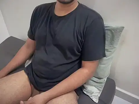 Arjun78877 online show from 5, 11, 2025