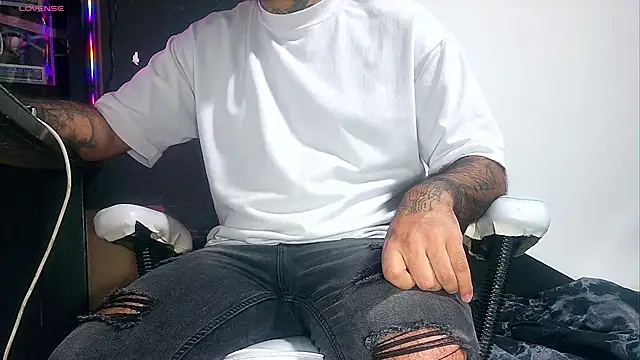 TeddyGominola  online show from 2, 12, 2025