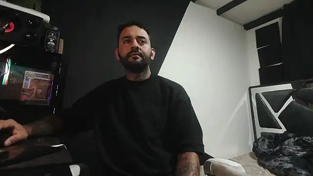 TeddyGominola  online show from 17, 10, 2025