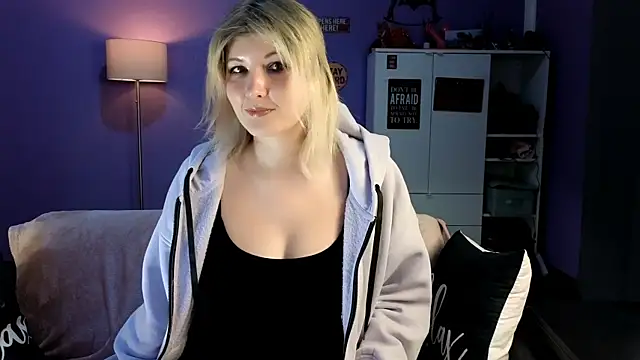Snapshot of olisunny5 chatting on 21, 4, 2026 olisunny5 online show from 21, 4, 2026