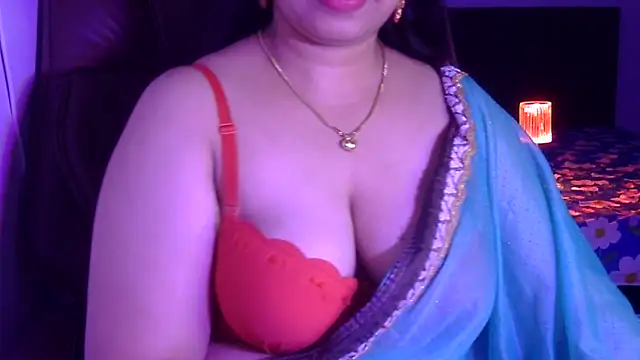 Snapshot of Maalnad_beauty chatting on 24, 9, 2025 Maalnad beauty online show from 24, 9, 2025
