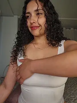 Snapshot of Lucy_Marin chatting on 16, 2, 2026 Lucy Marin online show from 16, 2, 2026