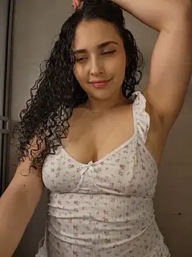 Lucy Marin online show from 15, 10, 2025