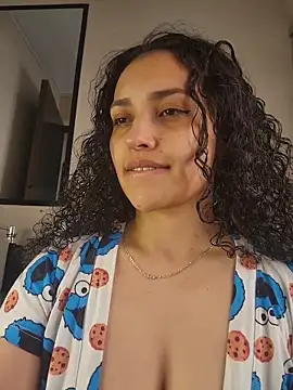 Lucy Marin online show from 25, 10, 2025