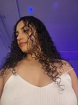 Lucy Marin online show from 18, 11, 2025